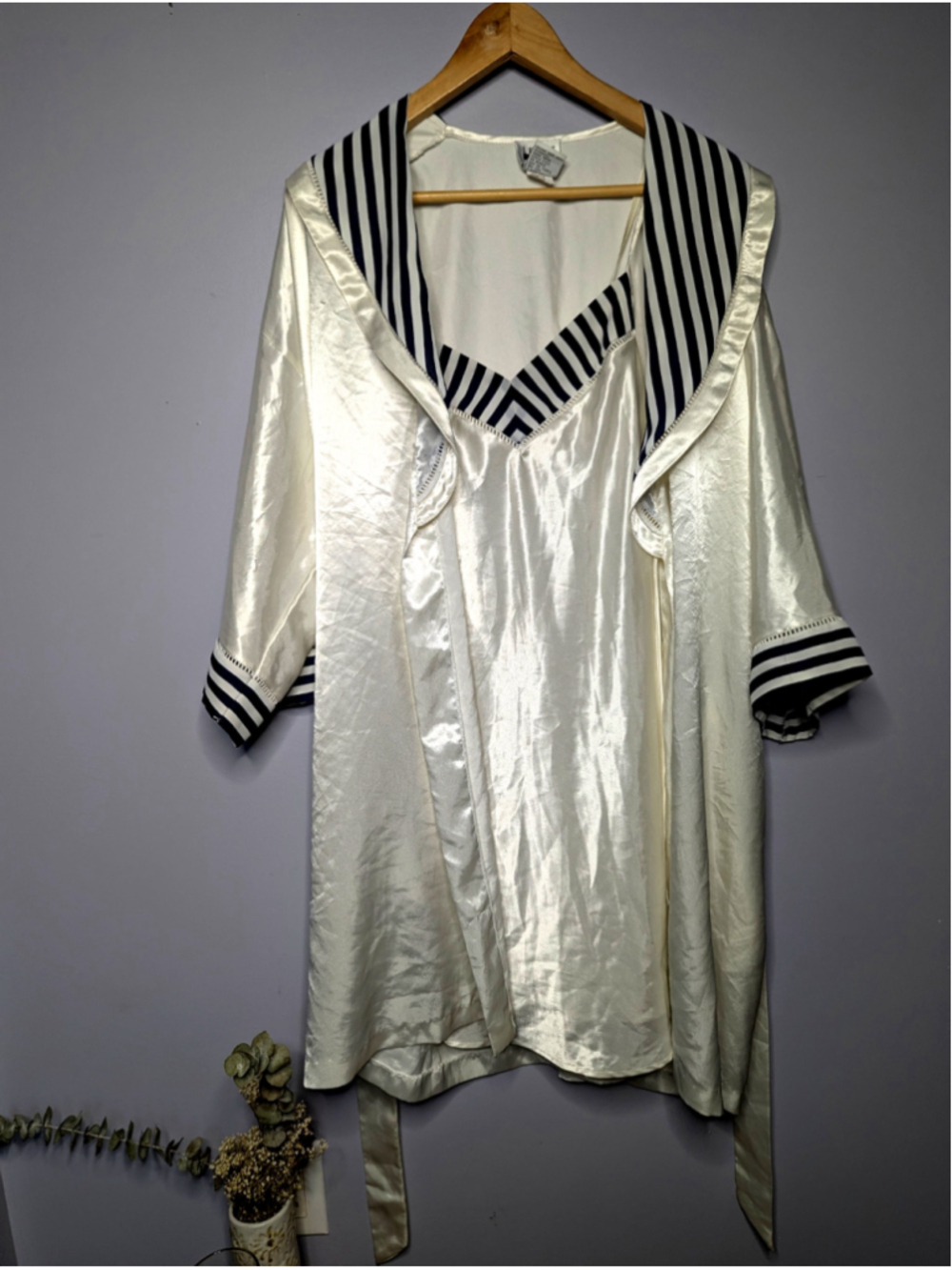 Vintage 80s Leslie Fay Intimates Nautical Satin Peignoir Set - Cream Robe & Slip